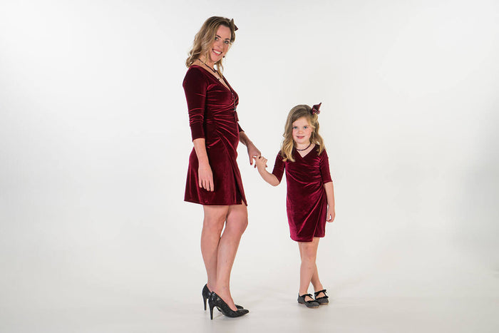 Twinning jurken voor feests - matching party dresses by Just Like Mommy 'zMoeder dochter matching kleding twinning jurken - feestjurken - Mother daughter matching dresses | Just Like Mommy'z | Christmas Holiday Collection - Kerst Collectie 